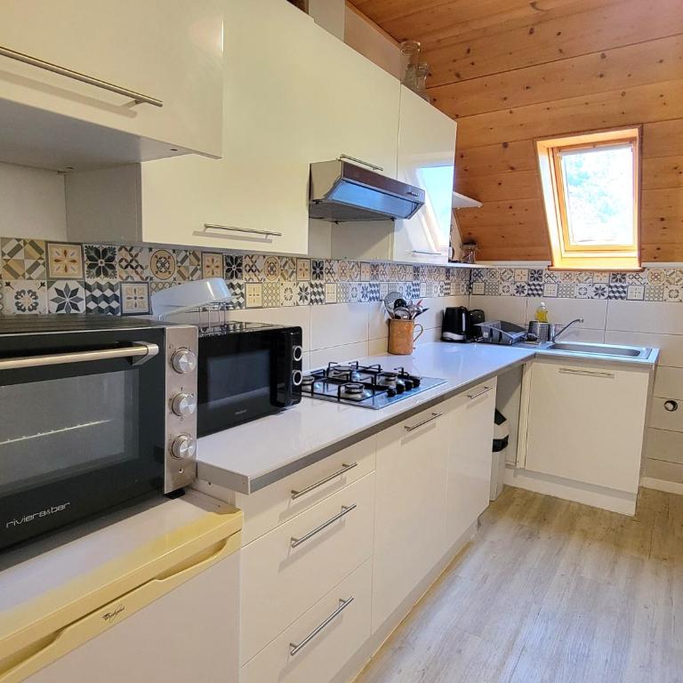 VILLA ILIXON - Appartements privés proche du centre de Luchon, parking, billard, jardin - Apartamento con vistas a las montañas - 20