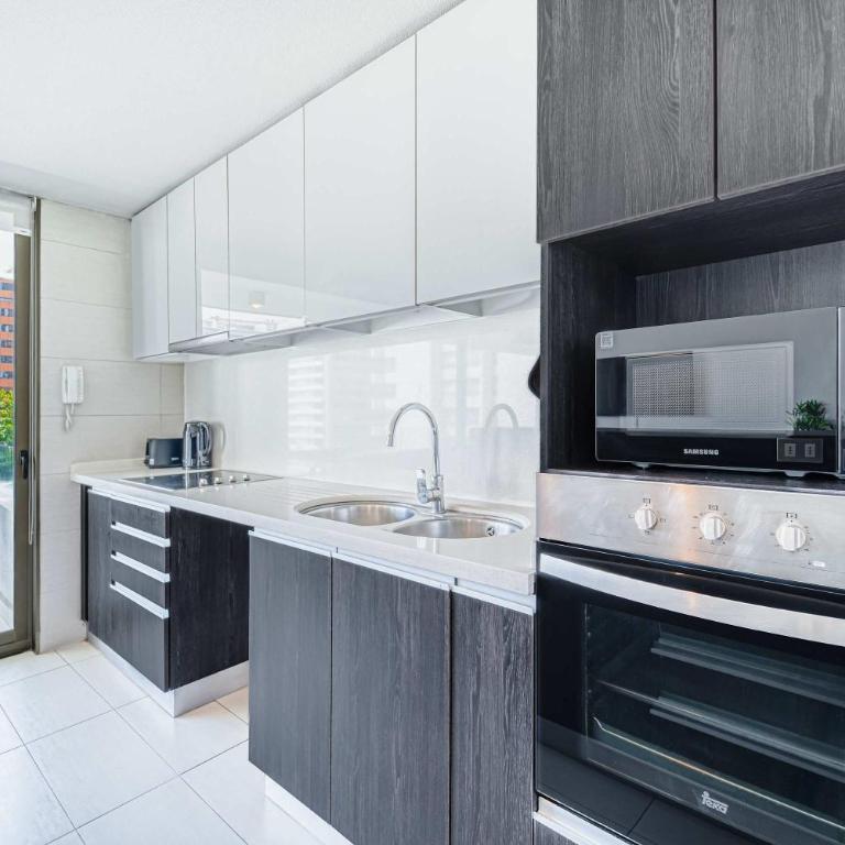 Nordic Home - 2BR Parking Wifi & Shopping Mall - Apartment - 8