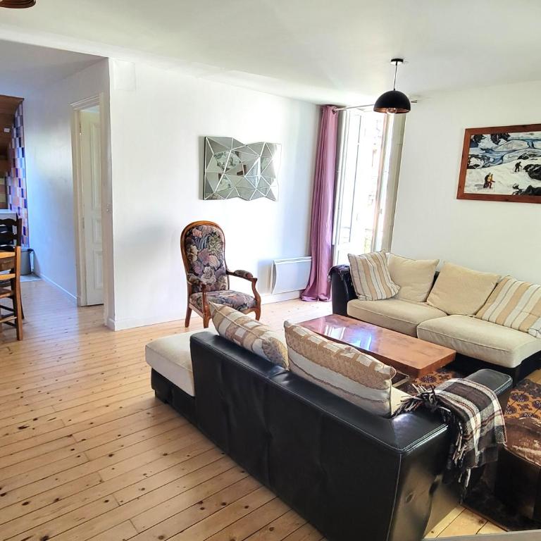 VILLA ILIXON - Appartements privés proche du centre de Luchon, parking, billard, jardin - Apartamento con vistas a las montañas - 22