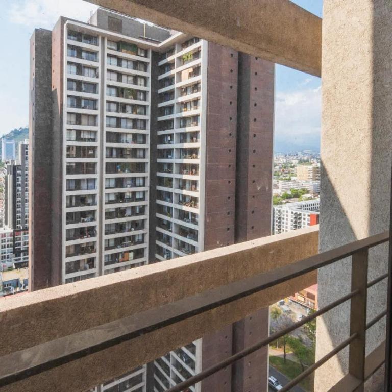 HOM I Con Parking a Pasos del Metro Irarrazaval - Apartment - 26