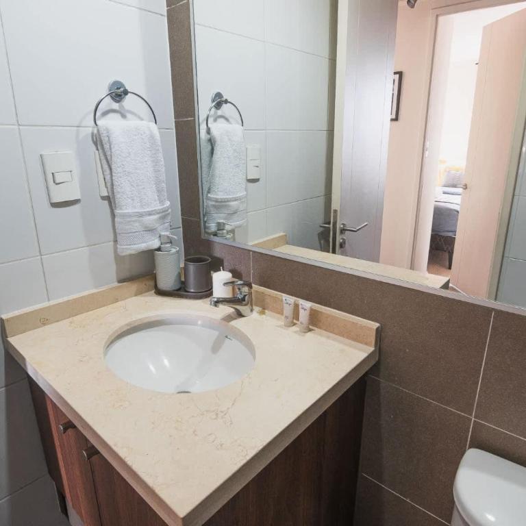 HOM I Con Parking a Pasos del Metro Irarrazaval - Apartment - 30