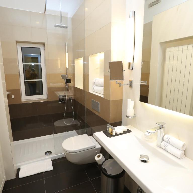 Zepter Hotel Belgrade, member of Zepter Hotels - Standardna Dvokrevetna Soba sa Bračnim Krevetom - 4