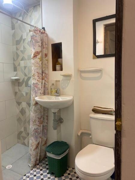 Casa completa 15 personas centro internacional Bogota - Casa de 5 dormitorios - 21