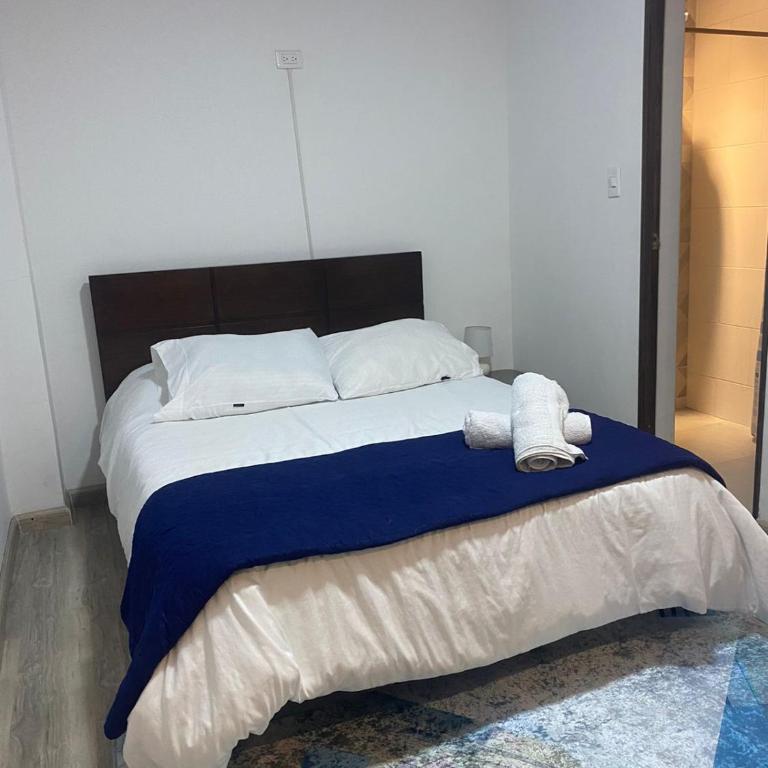Casa completa 15 personas centro internacional Bogota - Casa de 5 dormitorios - 5