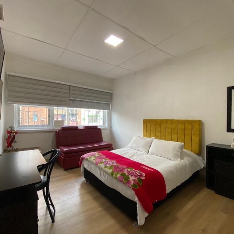 Casa completa 15 personas centro internacional Bogota - Casa de 5 dormitorios - 4