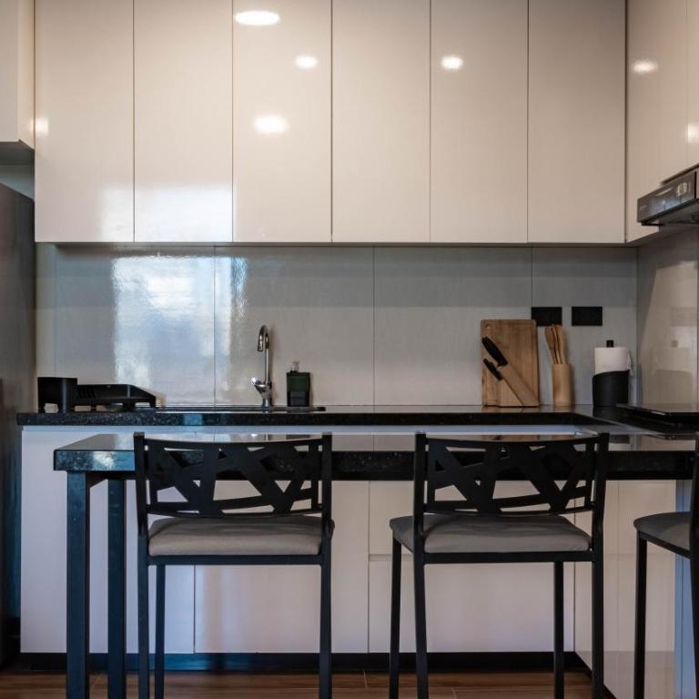 Blue Dream Apartment - Three-Bedroom Apartment - 9