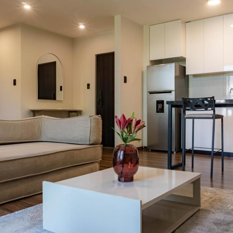 Blue Dream Apartment - Three-Bedroom Apartment - 21