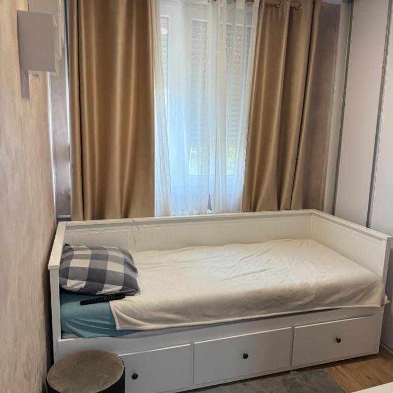 Apartman Nora - One-Bedroom Apartment - 16