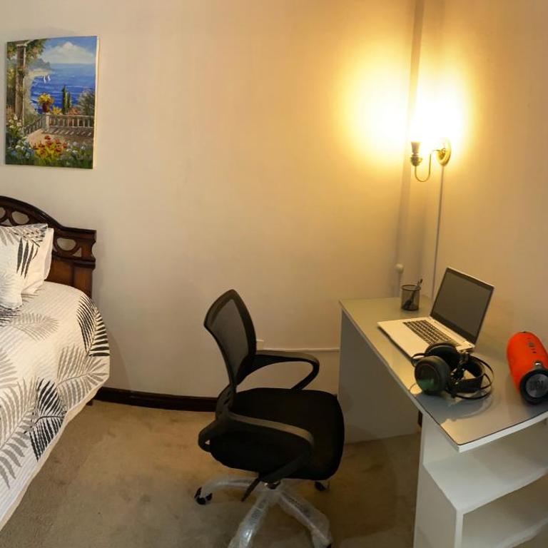 Cálido y exclusivo departamento - Three-Bedroom Apartment - 11