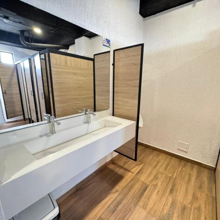 Spacious Apartment in the Laureles neighborhood - Apartamento de 2 dormitorios - 44