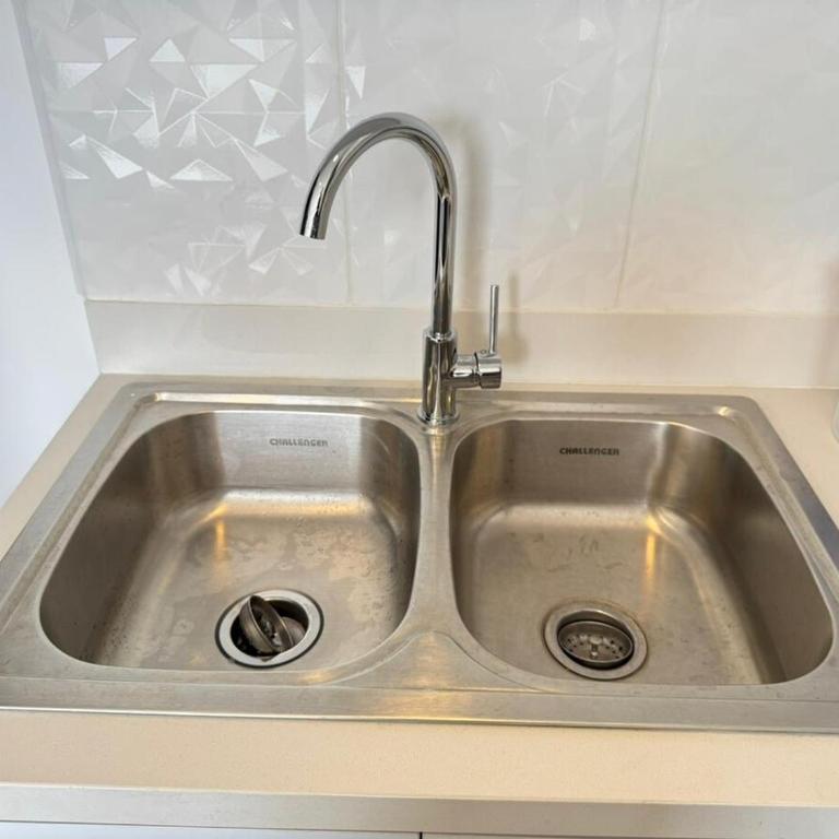 Spacious Apartment in the Laureles neighborhood - Apartamento de 2 dormitorios - 53