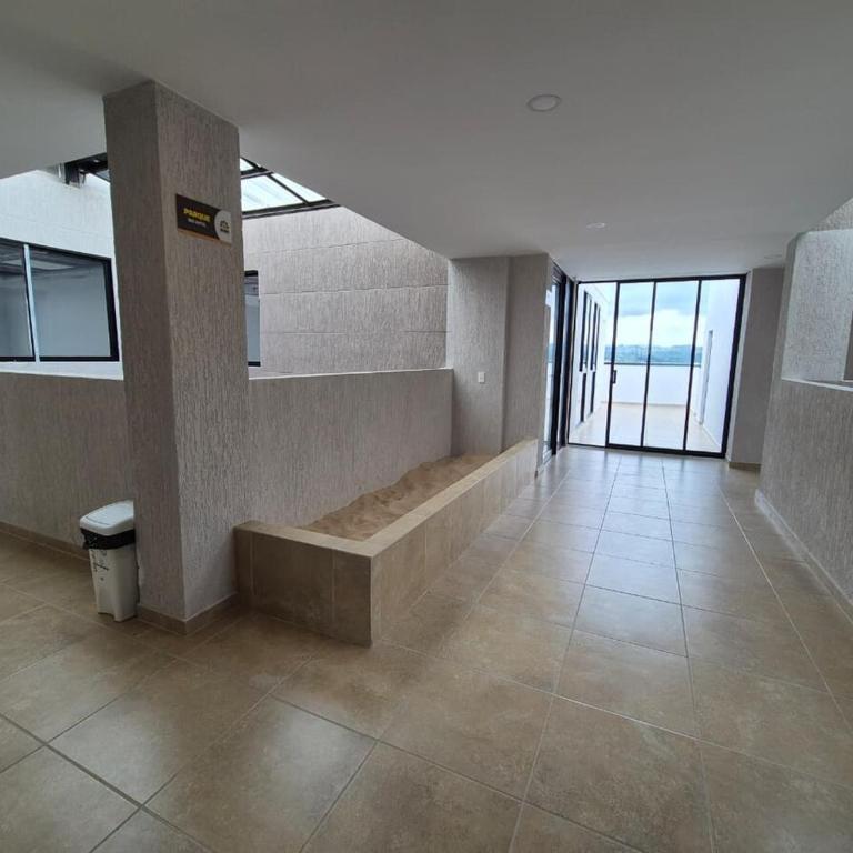 Spacious Apartment in the Laureles neighborhood - Apartamento de 2 dormitorios - 59