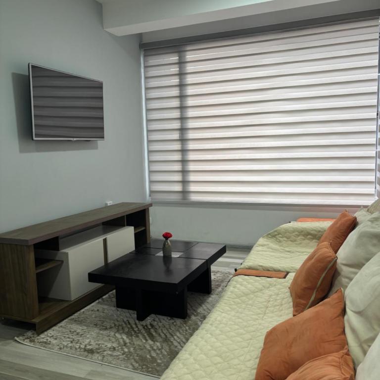 Comfortable apartment in South Quito - Three-Bedroom Apartment - 1