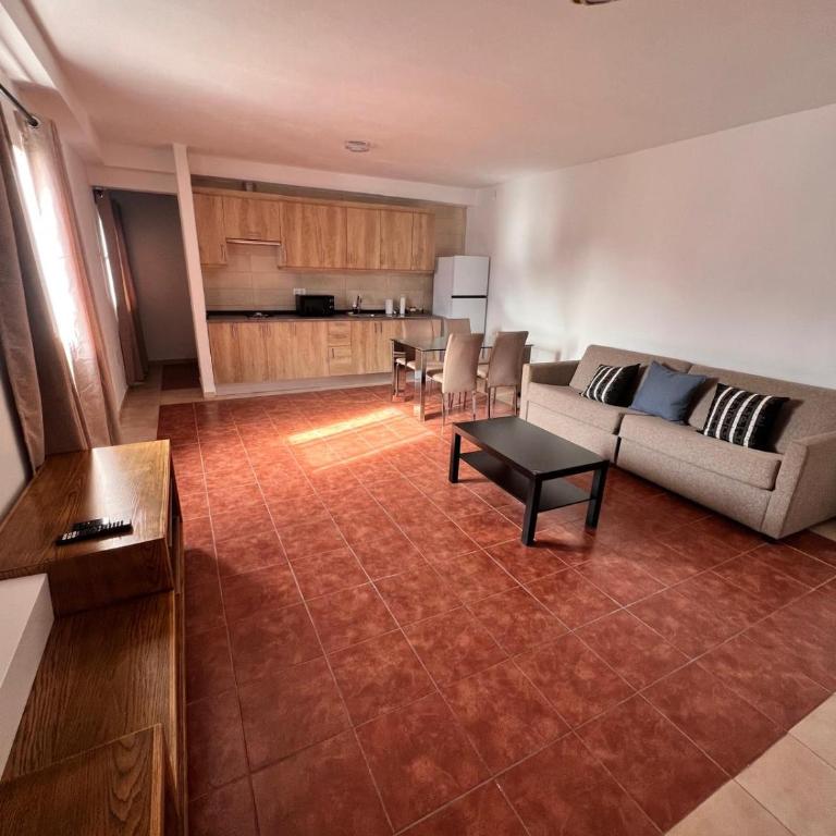 Piso de 2 habitaciones en Arrecife - Apartamento de 2 dormitorios - 1