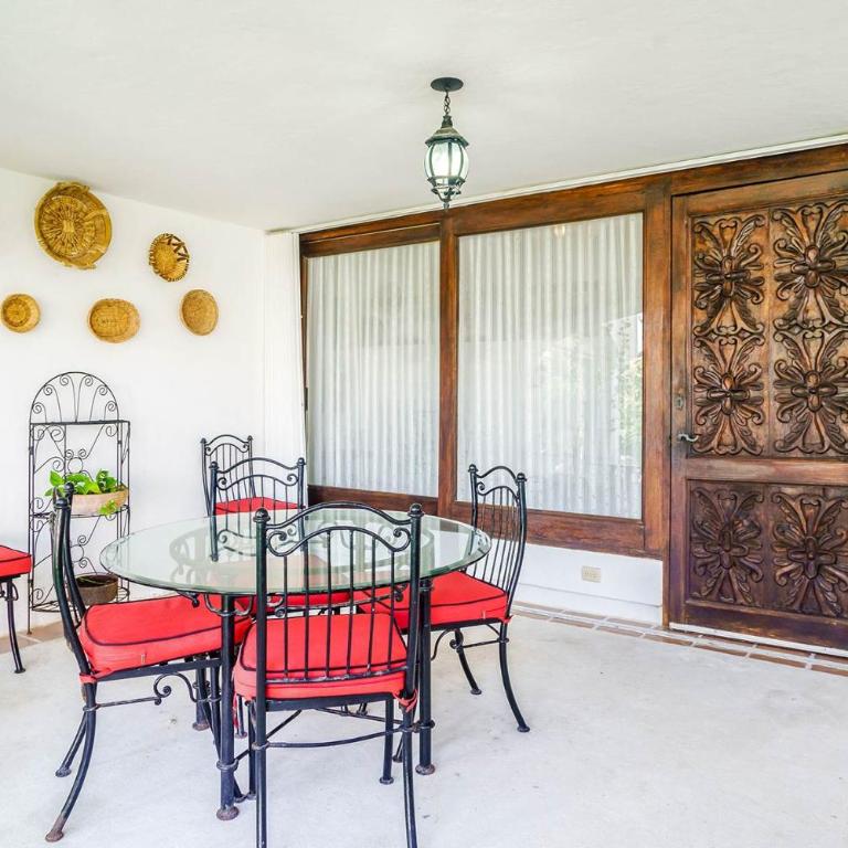 Oceanside Beach house Pool & Short walk to Beach - Apartamento - 9