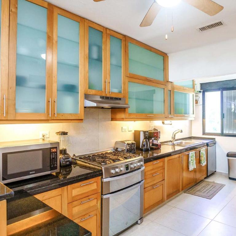 Oceanside Beach house Pool & Short walk to Beach - Apartamento - 14