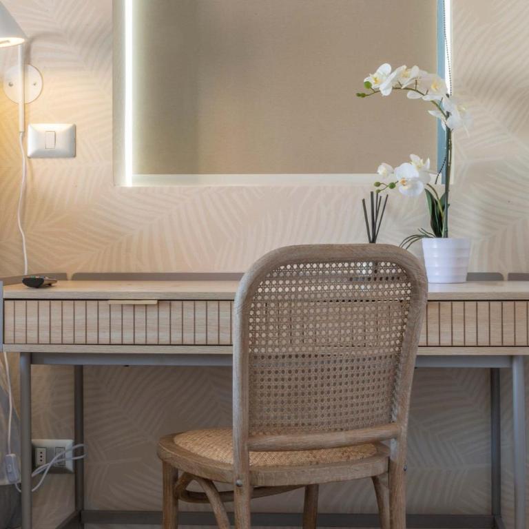 HOM ELITE I 97m2 Suite TOP1 I Parking I Las Condes PWF - Apartment - 10