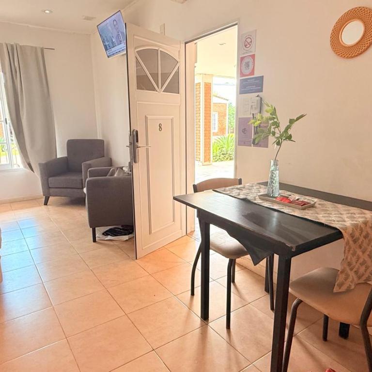 G8 Hermoso Monoambiente con Cochera 2 huéspedes - Apartamento de 1 dormitorio - 12