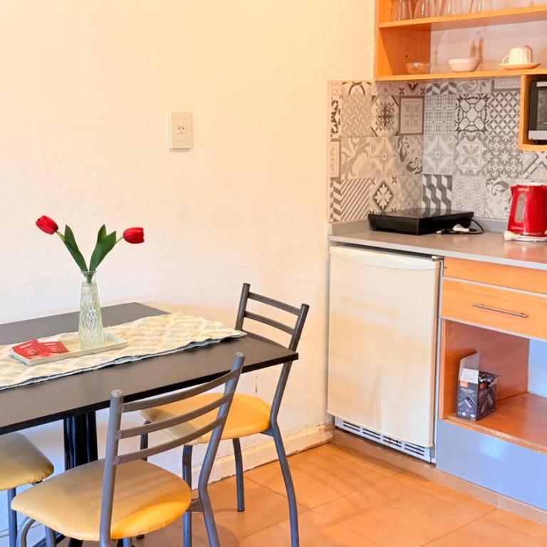 G6 Monoambiente King con Cochera en Villa Ángela - Estudio con cama extragrande - 15