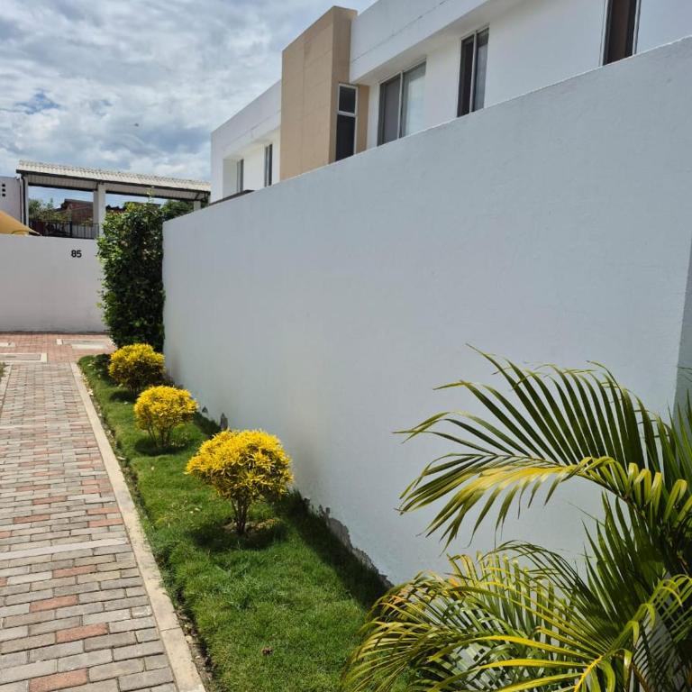 Casa de verano en Ricaurte Cundinamarca - Three-Bedroom Home - 40