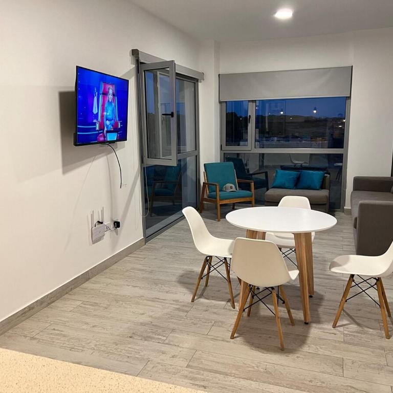 Torres Al Mar - One-Bedroom Apartment - 22