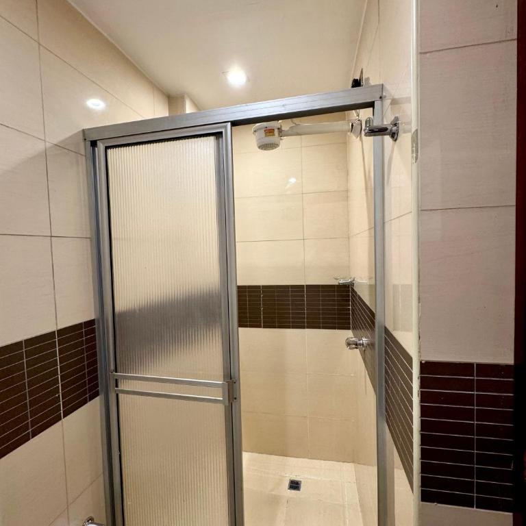 Hotel Plaza Mayor 44 - Double Room with Two Double Beds - 10