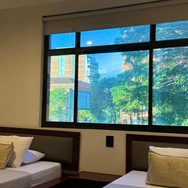 Hotel Plaza Mayor 44 - Double Room with Two Double Beds - 12