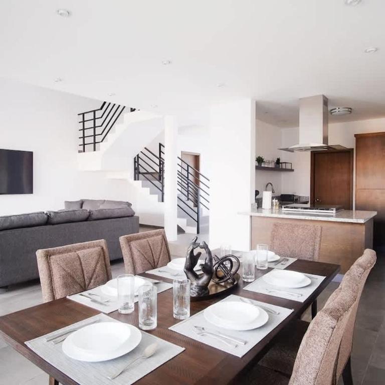 Modern House with Jacuzzi & Grill 3BR - Casa - 1