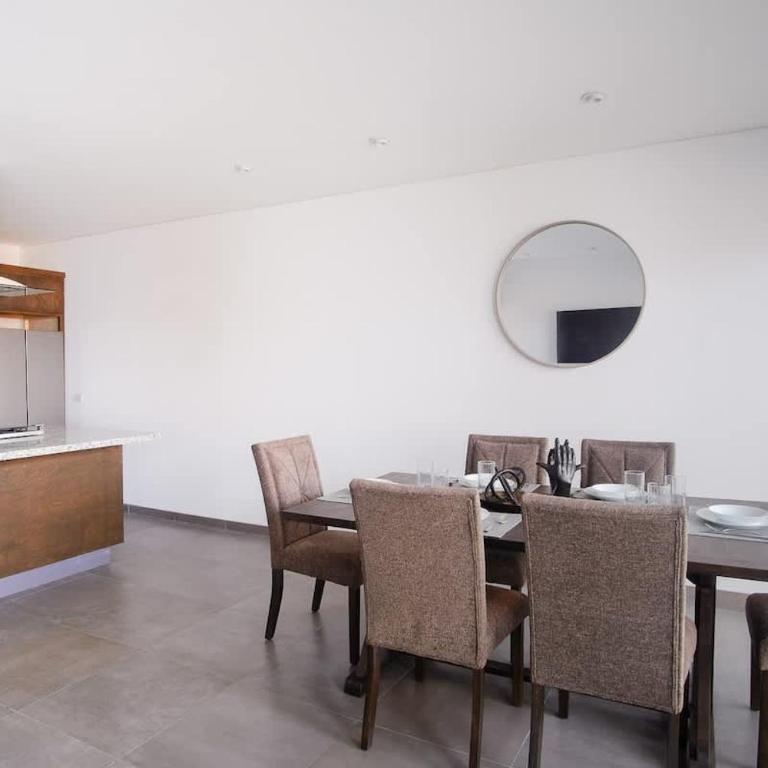 Modern House with Jacuzzi & Grill 3BR - Casa - 23
