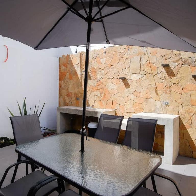 Modern House with Jacuzzi & Grill 3BR - Casa - 51