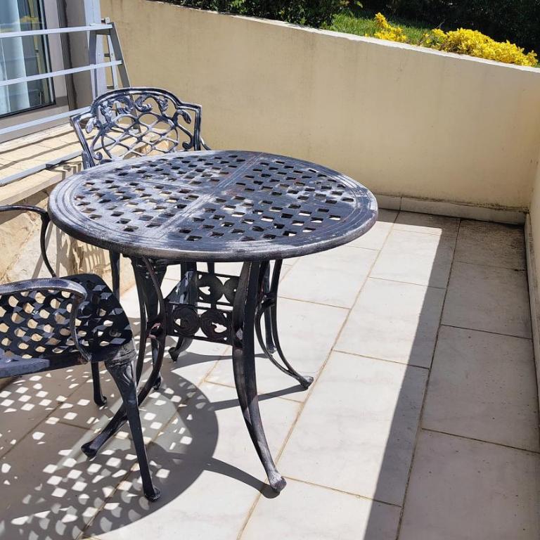 Hermoso departamento frente al lago con piscina - Apartamento de 1 dormitorio - 93