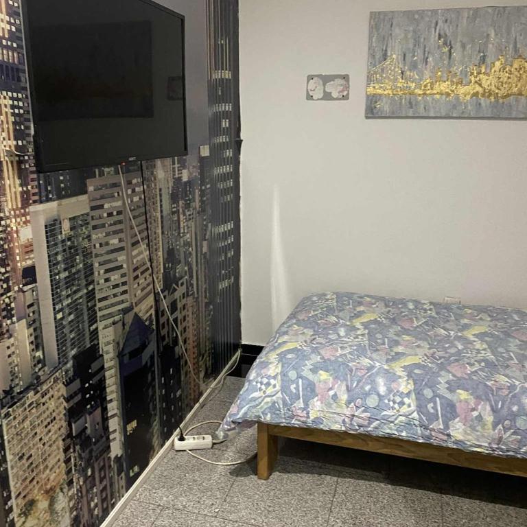 Adna Art Apartment - Three-Bedroom Apartment - 13