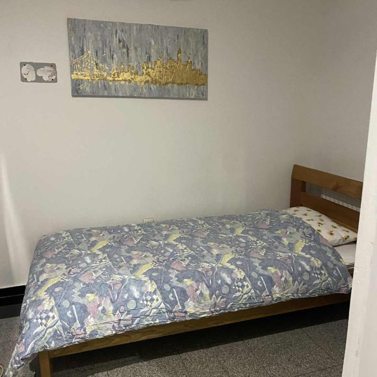 Adna Art Apartment - Three-Bedroom Apartment - 15