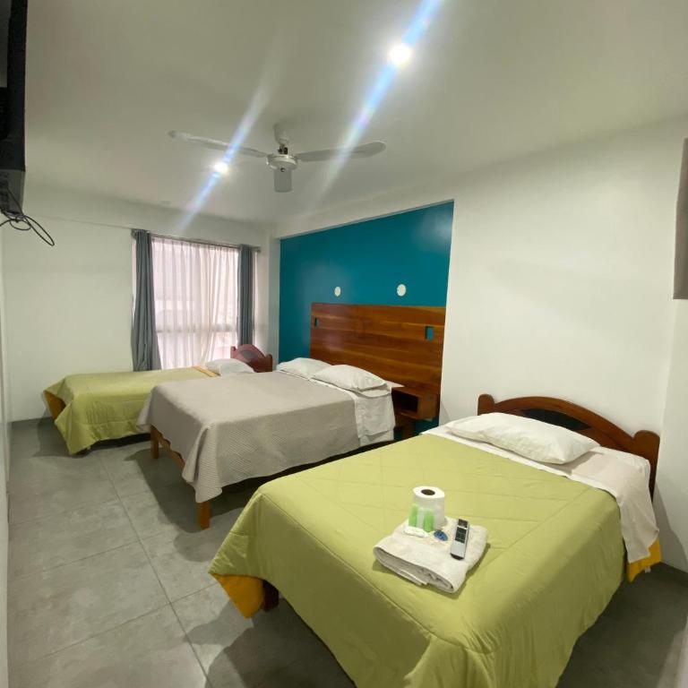 Hotel Villa Santa Ana - Habitación Triple con baño privado - 1