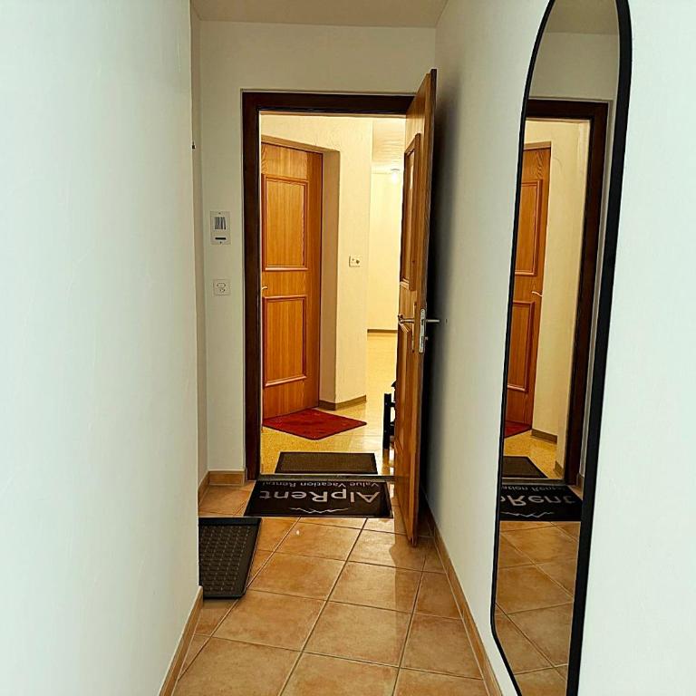 C8 - Zentrale Oase, Ski, Berge Spass, 45m2, für 2P - Apartment mit 1 Schlafzimmer - 35