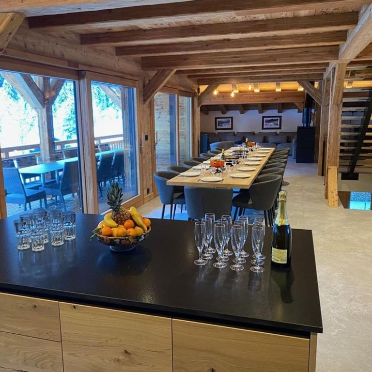 Chalet spacieux à Châtel - 15 pers, 8 salles de bains, balcon sud - FR-1-676-241 - Chalet - 10