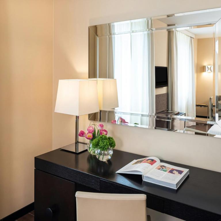 Starhotels Majestic - Camera Matrimoniale Deluxe - 14
