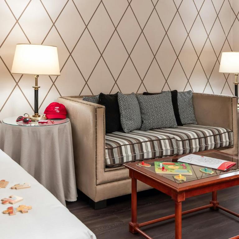 Starhotels Majestic - Camera Familiare (2 Adulti + 2 Bambini) - 4