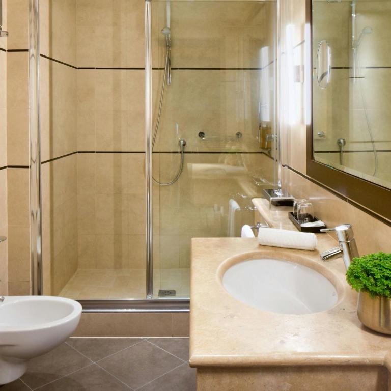 Starhotels Tourist - Junior Suite - 4