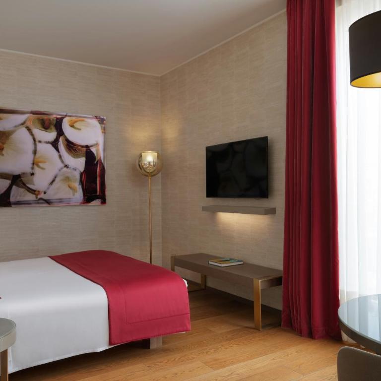 Rosa Grand Milano - Starhotels Collezione - Junior Suite Panoramica - 2