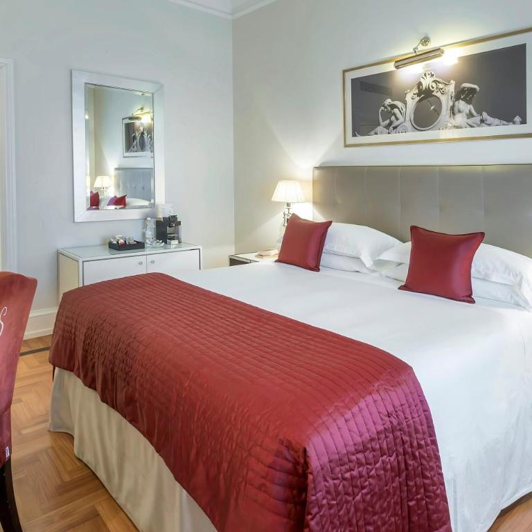 Savoia Excelsior Palace Trieste - Starhotels Collezione - Camera Classic Matrimoniale/Doppia con Letti Singoli - 1