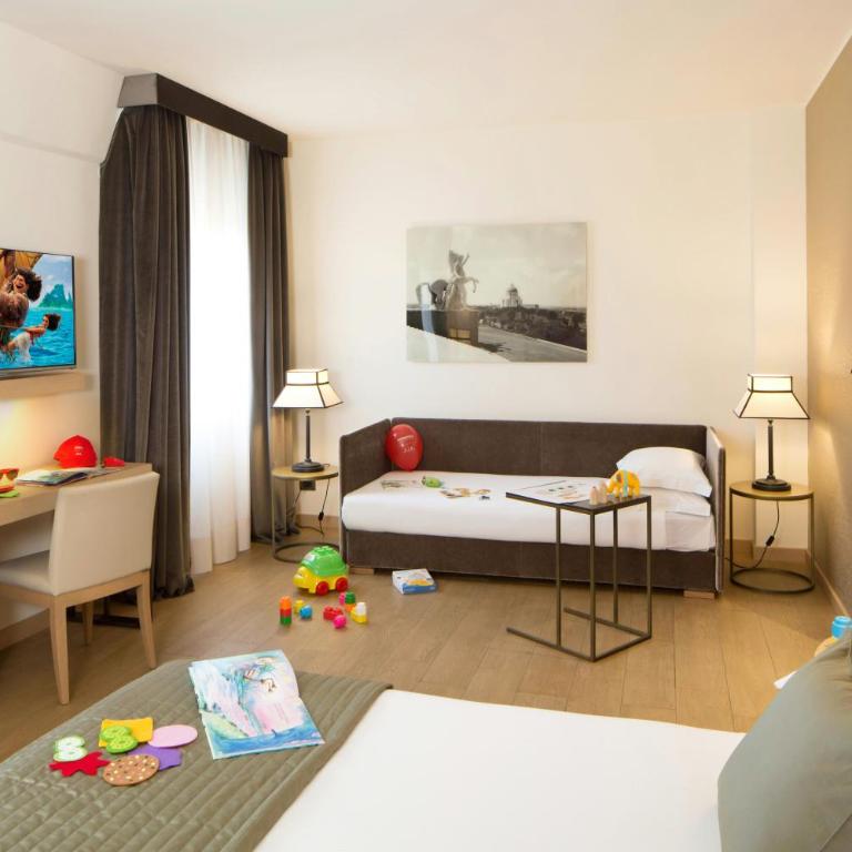 Starhotels Metropole - Camera Familiare - 1