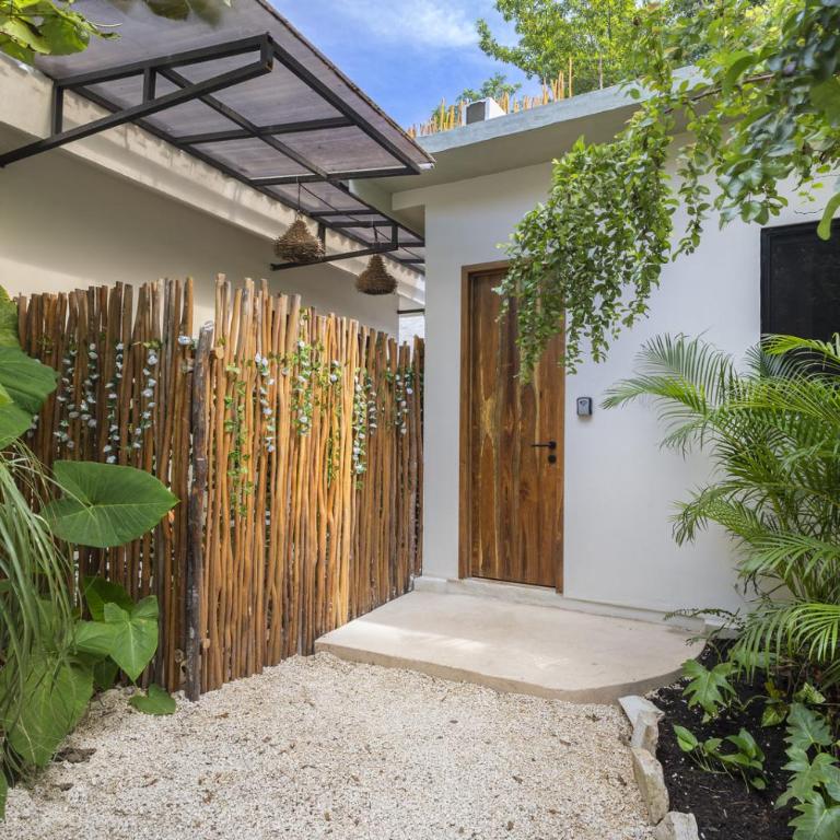 Casa Wayra Tulum - Boutique Condos - Estudio con 1 cama grande - 2