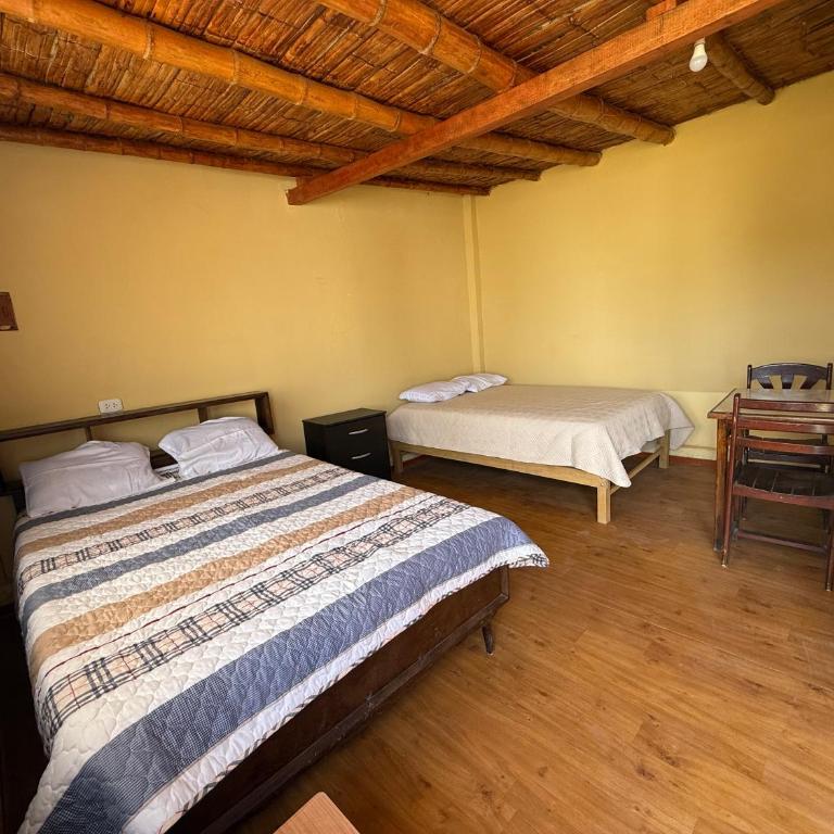 Alojamiento privado en casa de playa - Deluxe Queen Room with Two Queen Beds - 3