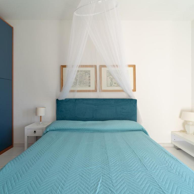 Cobalt Sea Apartment - Two-Bedroom Apartment with Sea View - 2