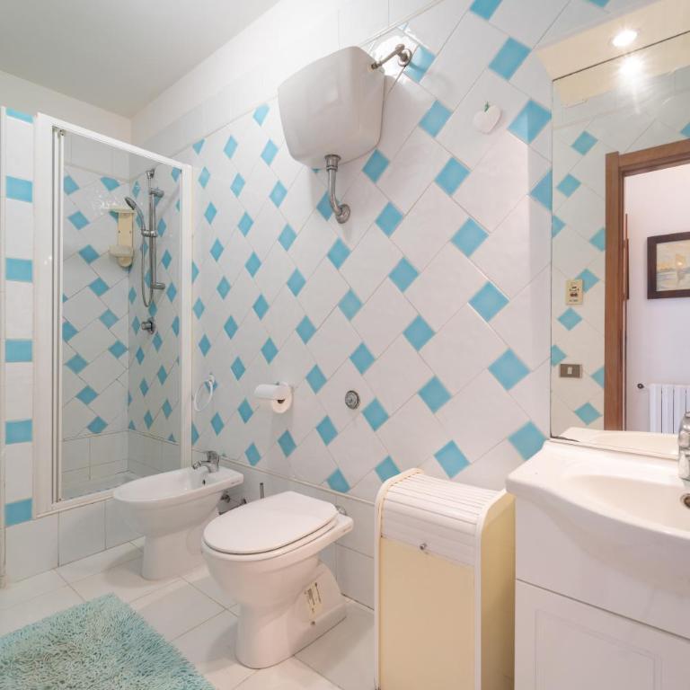 Cobalt Sea Apartment - Two-Bedroom Apartment with Sea View - 20