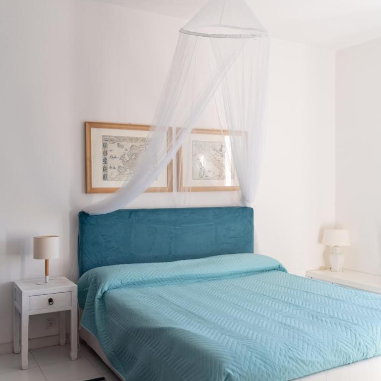 Cobalt Sea Apartment - Two-Bedroom Apartment with Sea View - 6