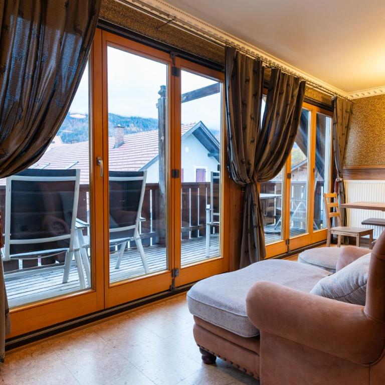 Höllental heritage House - BergPANORAMA - 5 - Apartment - 2