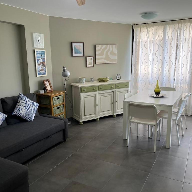 Neptuno Playa de San Juan Pool, parking, wifi - Two-Bedroom Apartment - 21