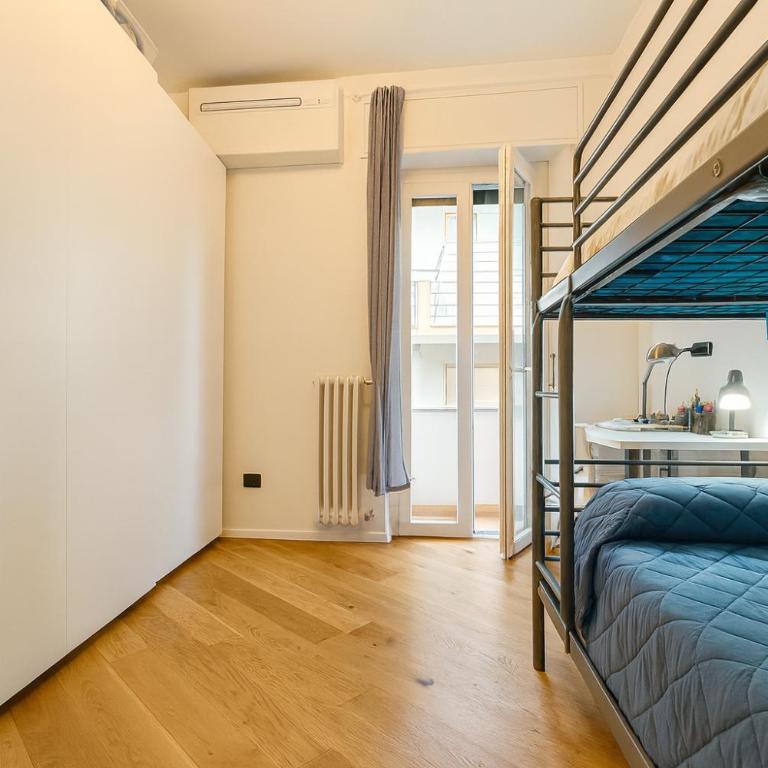 WELCOME RIVIERA- MobyDick- UN MERAVIGLIOSO APPARTAMENTO CENTRALE- WI FI- SPAZIOSO E SOLEGGIATO-parcheggio a pagamento a 20,00 euro al giorno - Appartamento Standard con 3 Camere da Letto - 4